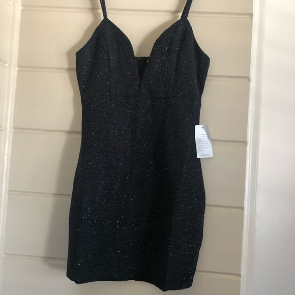 Bailey Blue Deep V-Neck Sparkle Crepe Dress - Picture 2 of 8